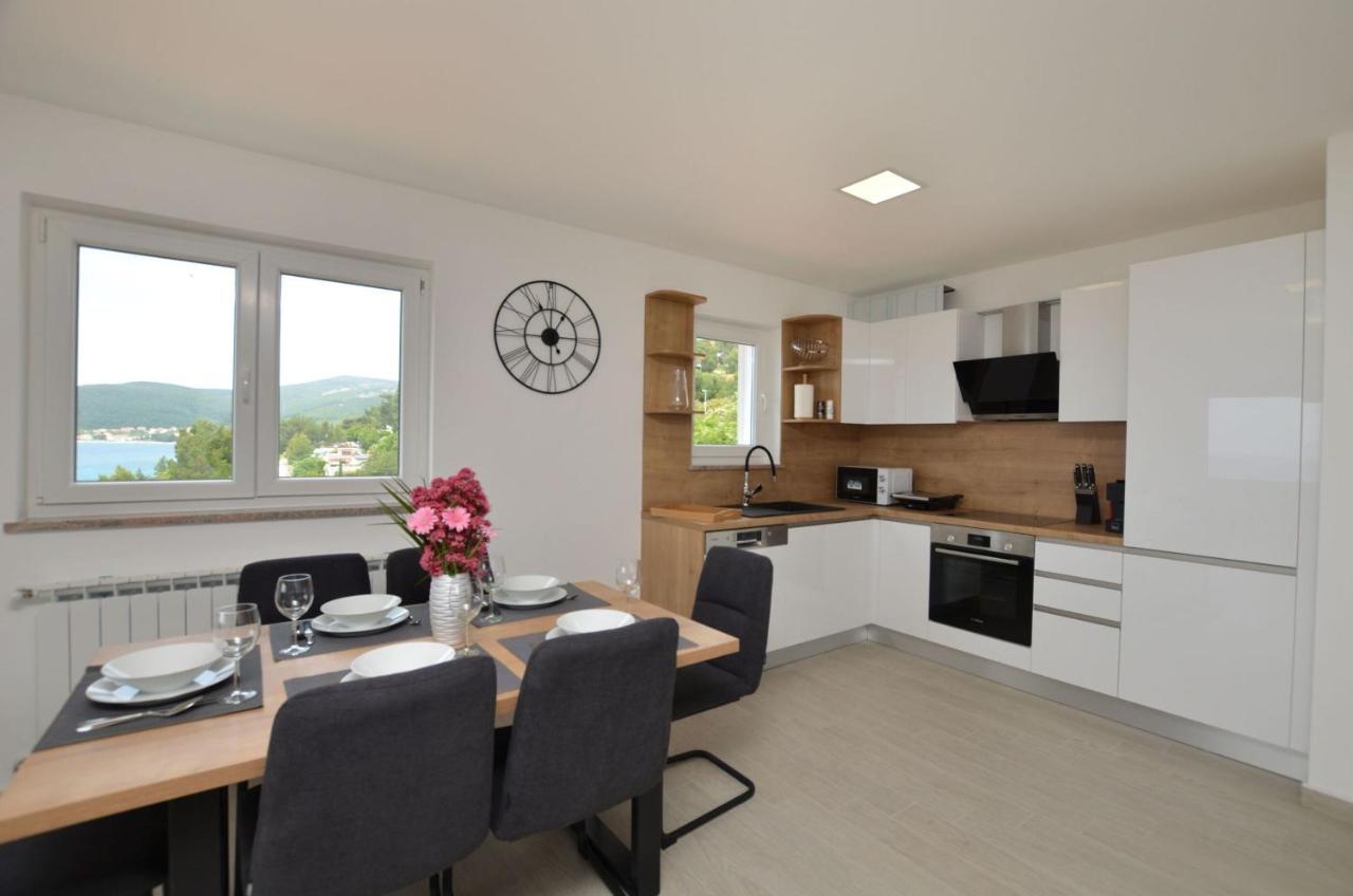 Apartments Villa Sofia Мартиншчица Экстерьер фото