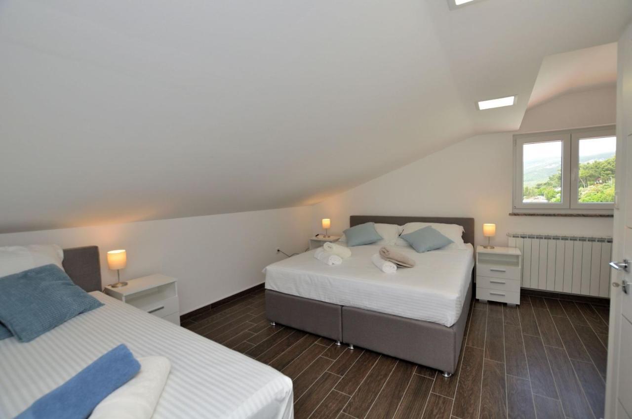 Apartments Villa Sofia Мартиншчица Экстерьер фото